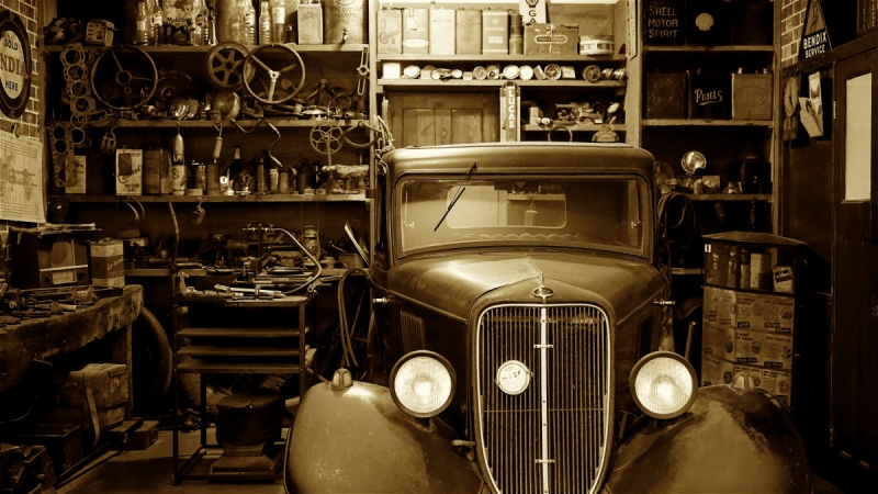 boutique-LA ROQUE EN PROVENCE-min_antique_auto_automobile_automotive_car_classic_equipment_fix-1169797